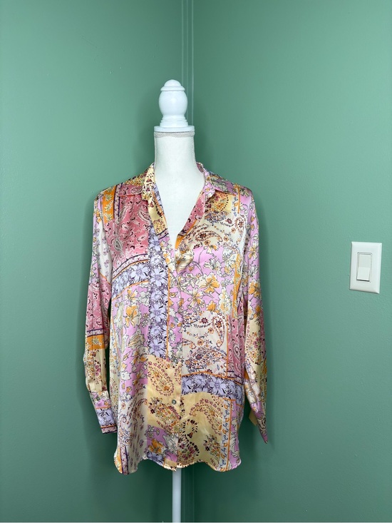Zara Sweaters - Zara Patchwork Floral Satin Button-Down Shirt - Pink, Cream, Lavender, Gold